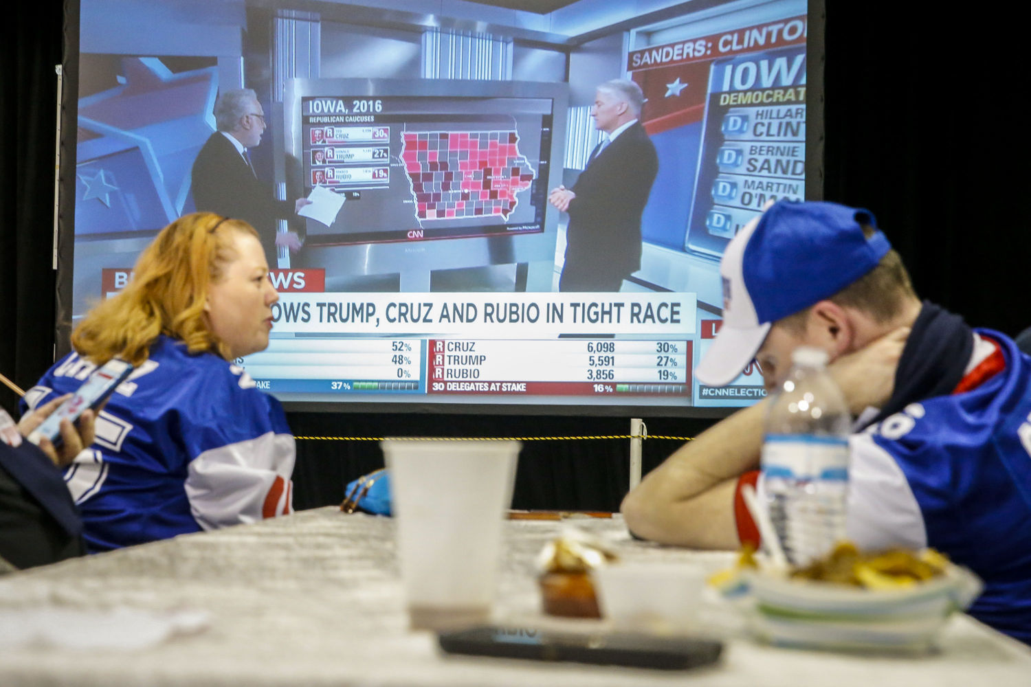 CAUCUS NIGHT - DES MOINES